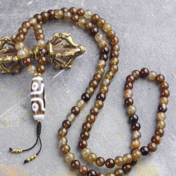 Smoky Agate Dzi Bead 108 Mala Necklace - Picture 3 of 3